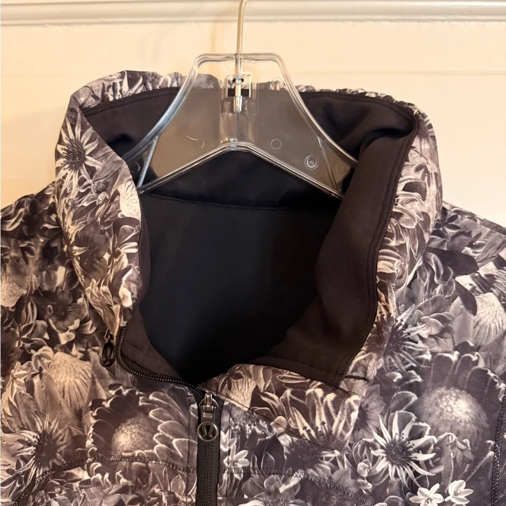 lululemon athletica Bring Back the Track Jacket - Picture 6 of 7